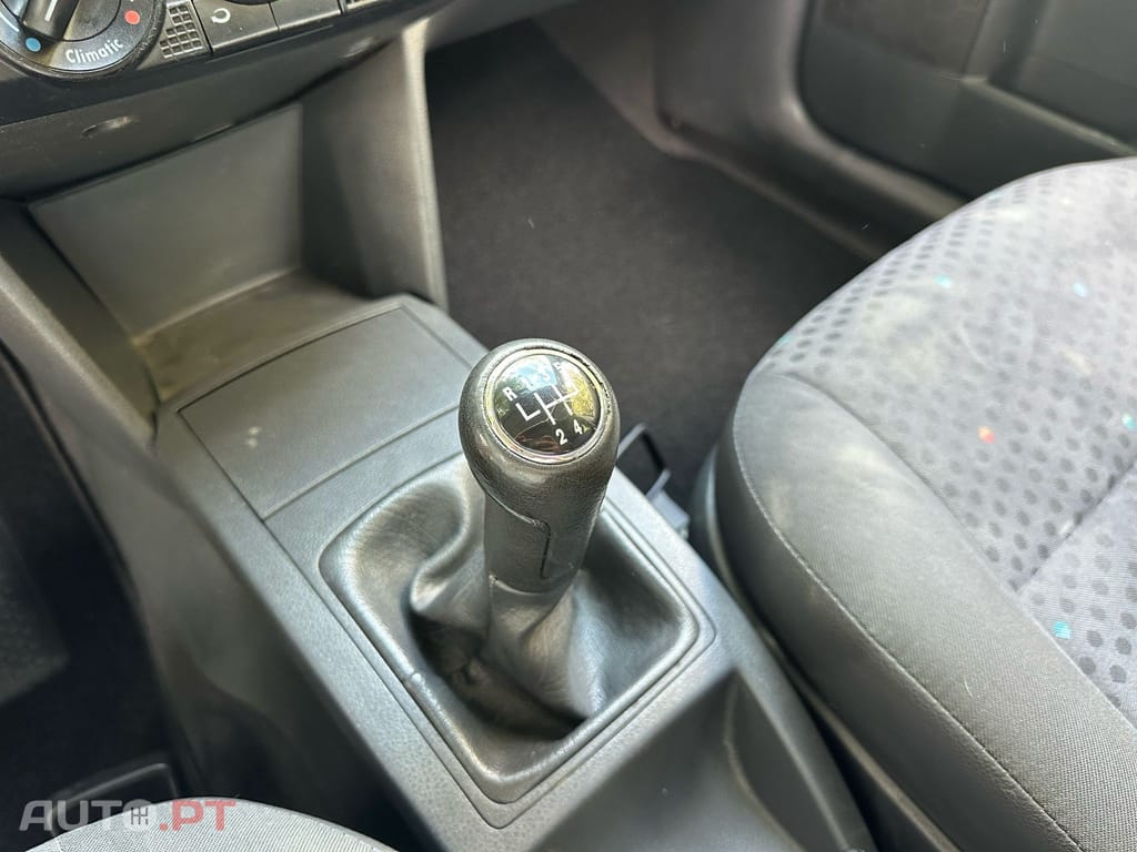Volkswagen Polo 1.2 Confortline AC