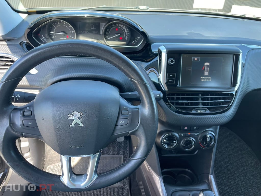 Peugeot 2008 1.2 PureTech Style