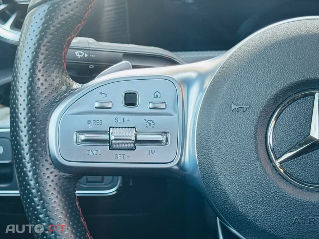 Mercedes-Benz A 250 I.V.A DEDUTIVEL AMG