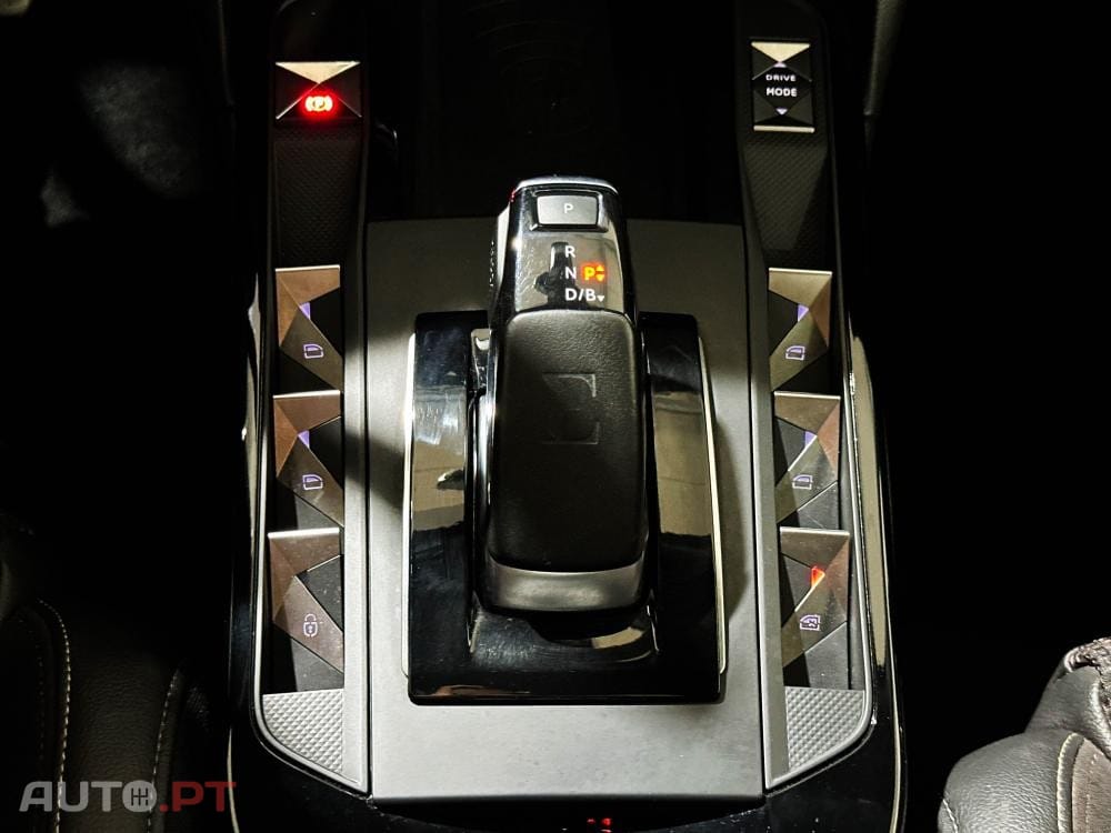 DS DS3 Crossback E-TENSE PERFORMANCE LINE +