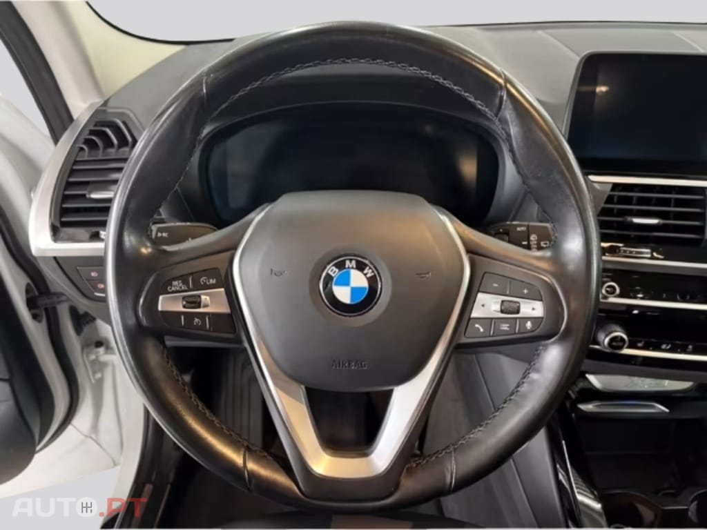 BMW X3 xDrive 30e A X-Line 20 I.V.A DEDUTÍVEL 