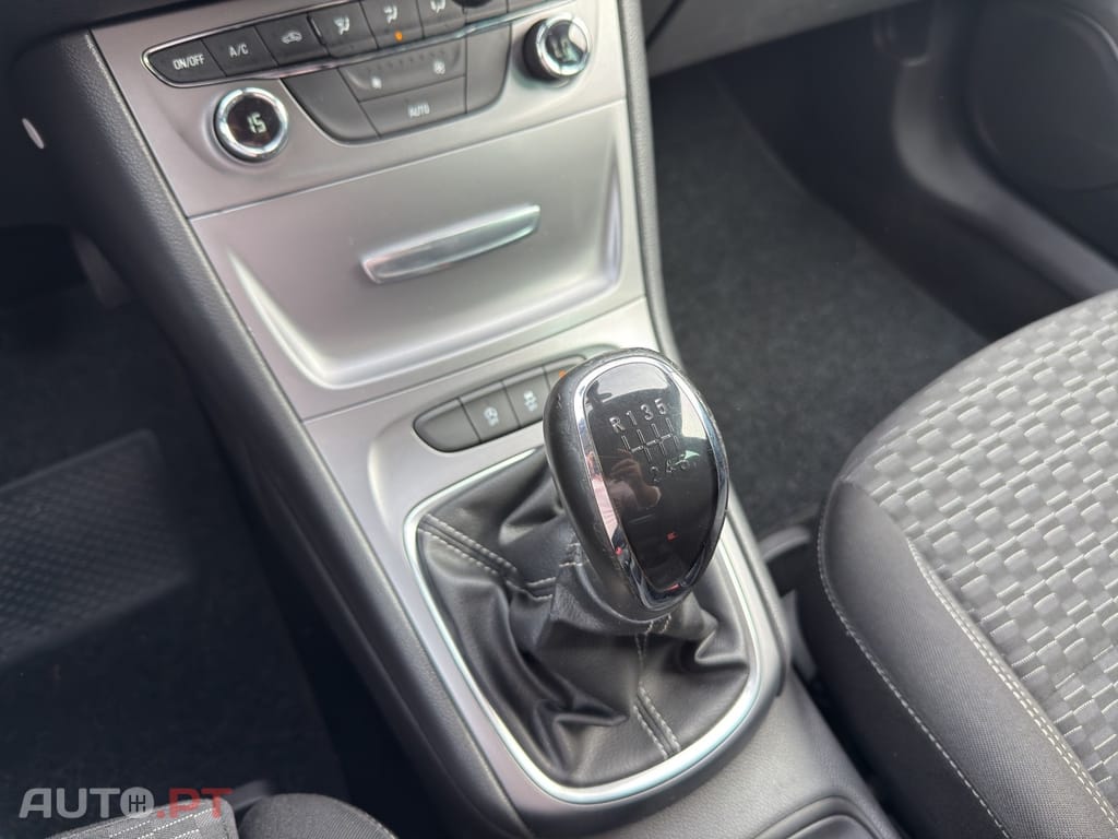 Opel Astra 1.6 CDTI Dynamic S/S