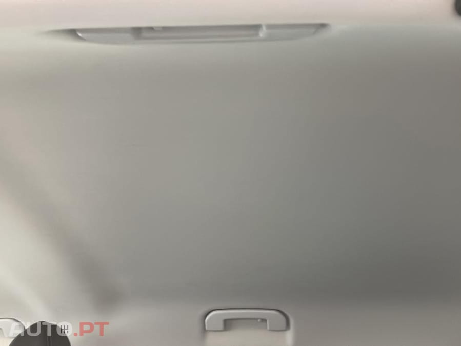 Peugeot 3008 1.6 Hybrid Allure e-EAT8