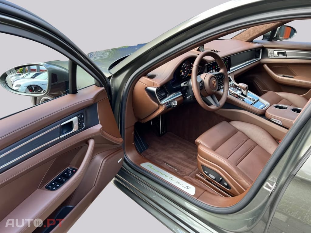 Porsche Panamera Turbo S E-Hyb I.V.A DEDUTÍVEL 