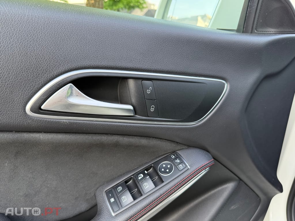 Mercedes-Benz CLA 200 (CDI) d 4Matic 7G-DCT AMG Line