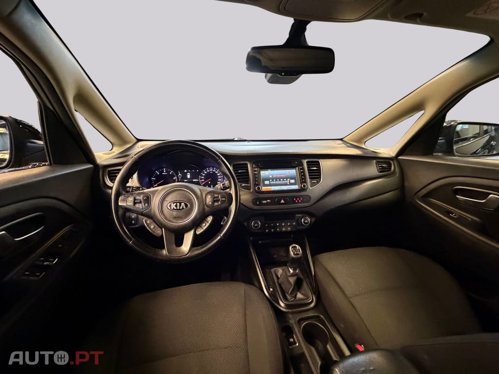 Kia Carens 1,7d 7L