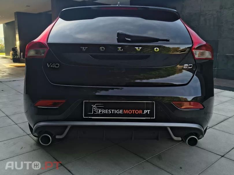 Volvo V40 1.6 D2 R-Design