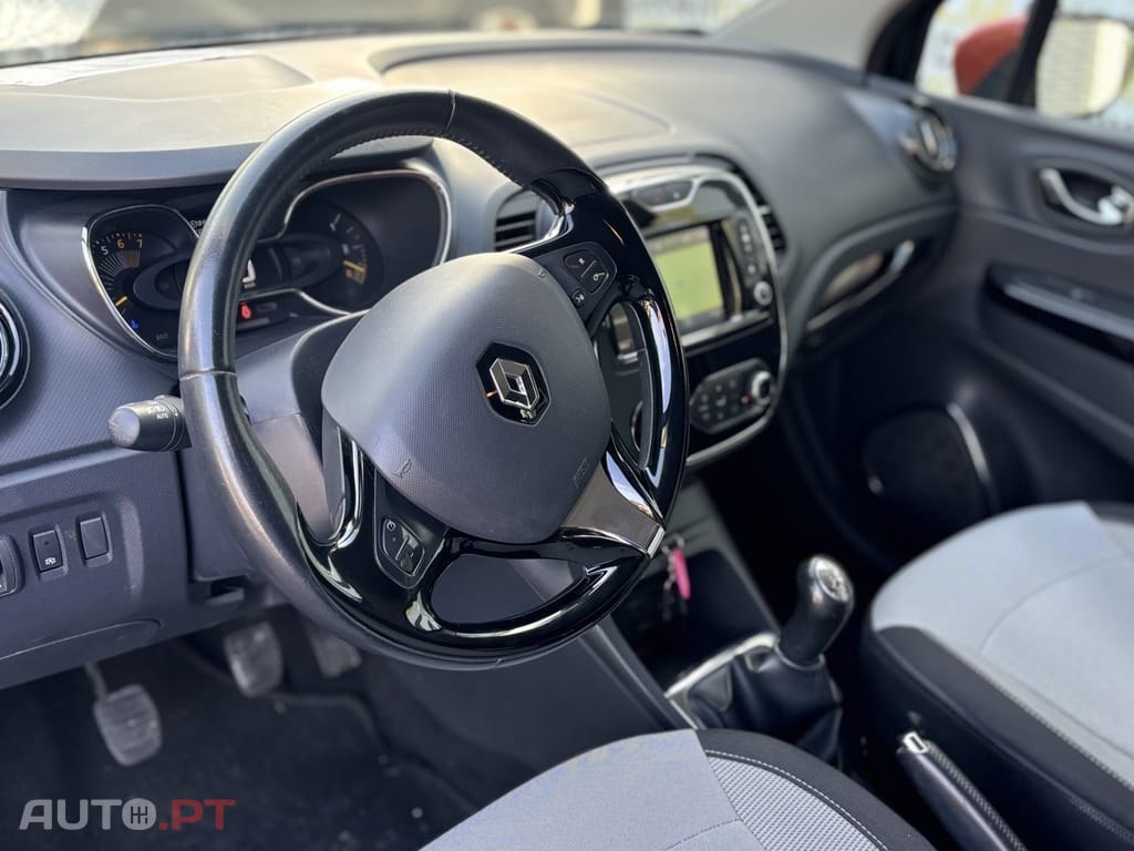 Renault Captur 0.9 TCE Exclusive XMOD