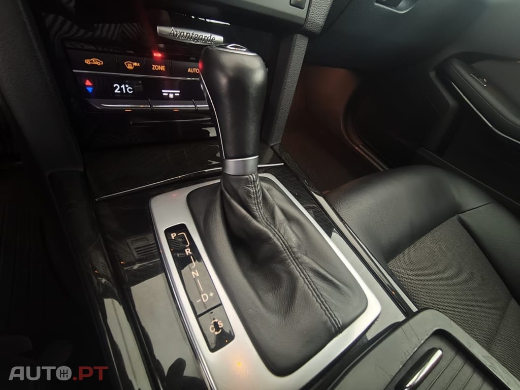 Mercedes-Benz E 250 CDi Avantgarde BlueEfficiency Auto.