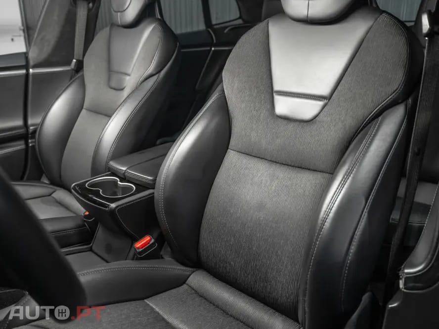 Tesla Model S 75