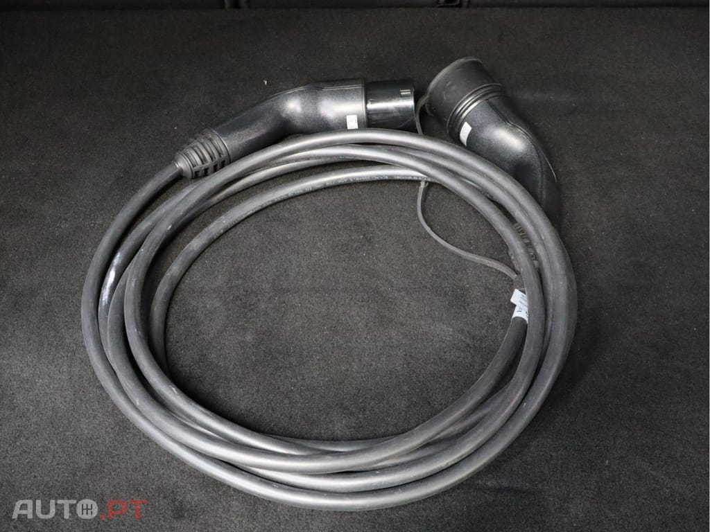 Land Rover Evoque 1.5 P300e AWD R-Dynamic S Auto