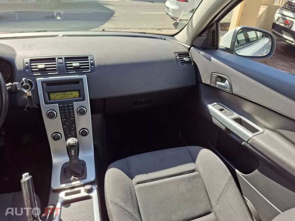 Volvo C30  Drive Momentum