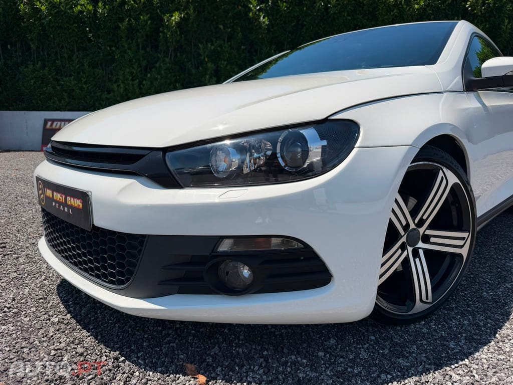 Volkswagen Scirocco 2.0 TDi Sport DSG