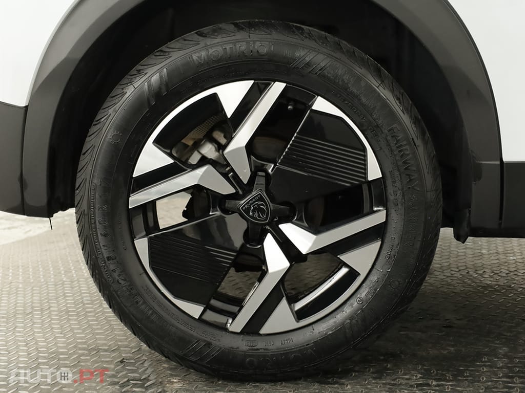 Peugeot 2008 2008 1.2 PureTech Allure EAT8