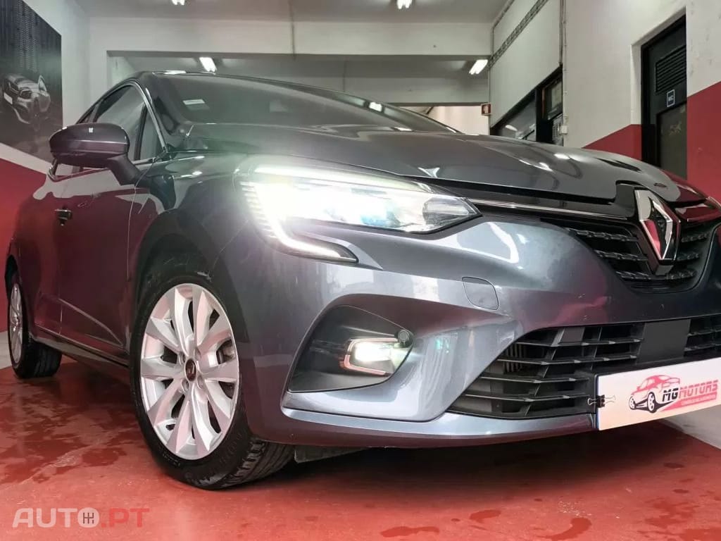 Renault Clio 1.0 TCe Techno Bi-Fuel