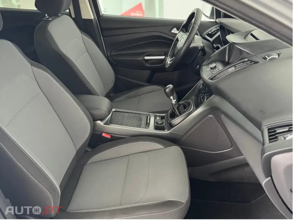 Ford Kuga 1.5 TDCi Business