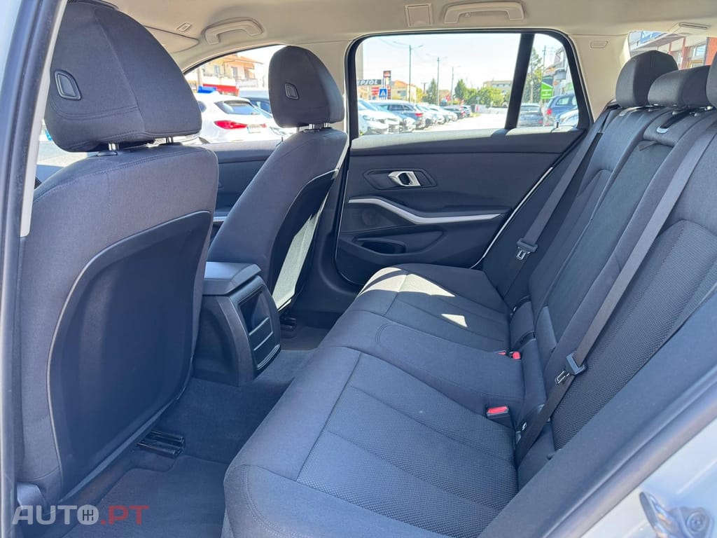 BMW 318 d Touring Line Sport