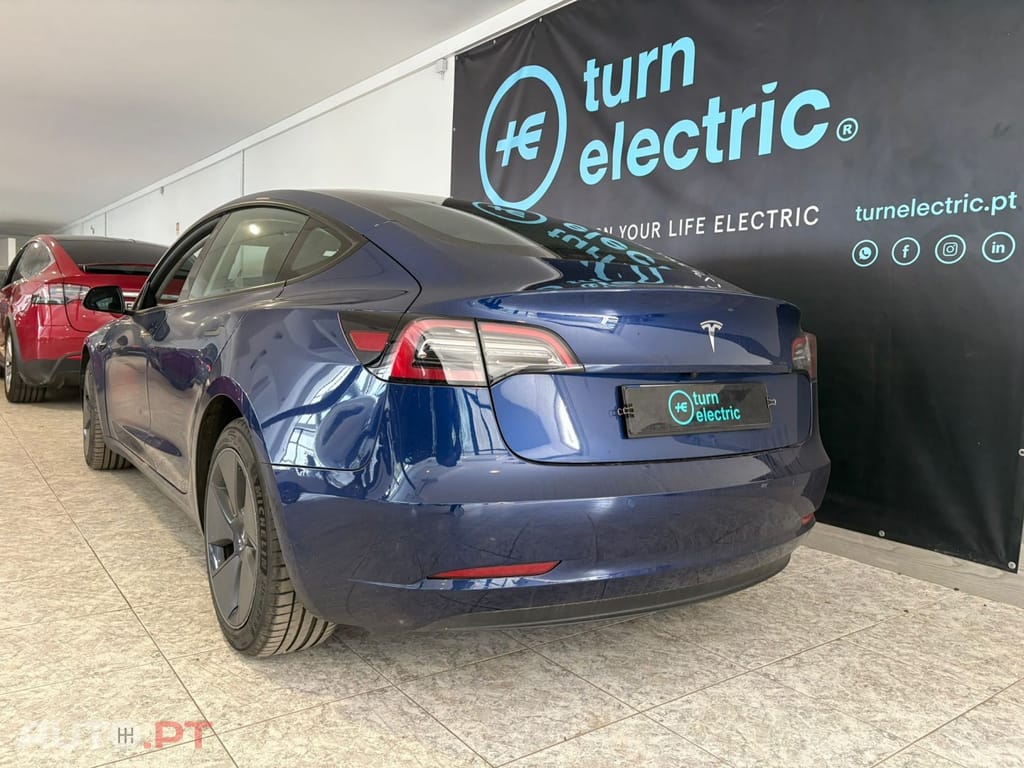 Tesla Model 3 Standard Range Plus RWD