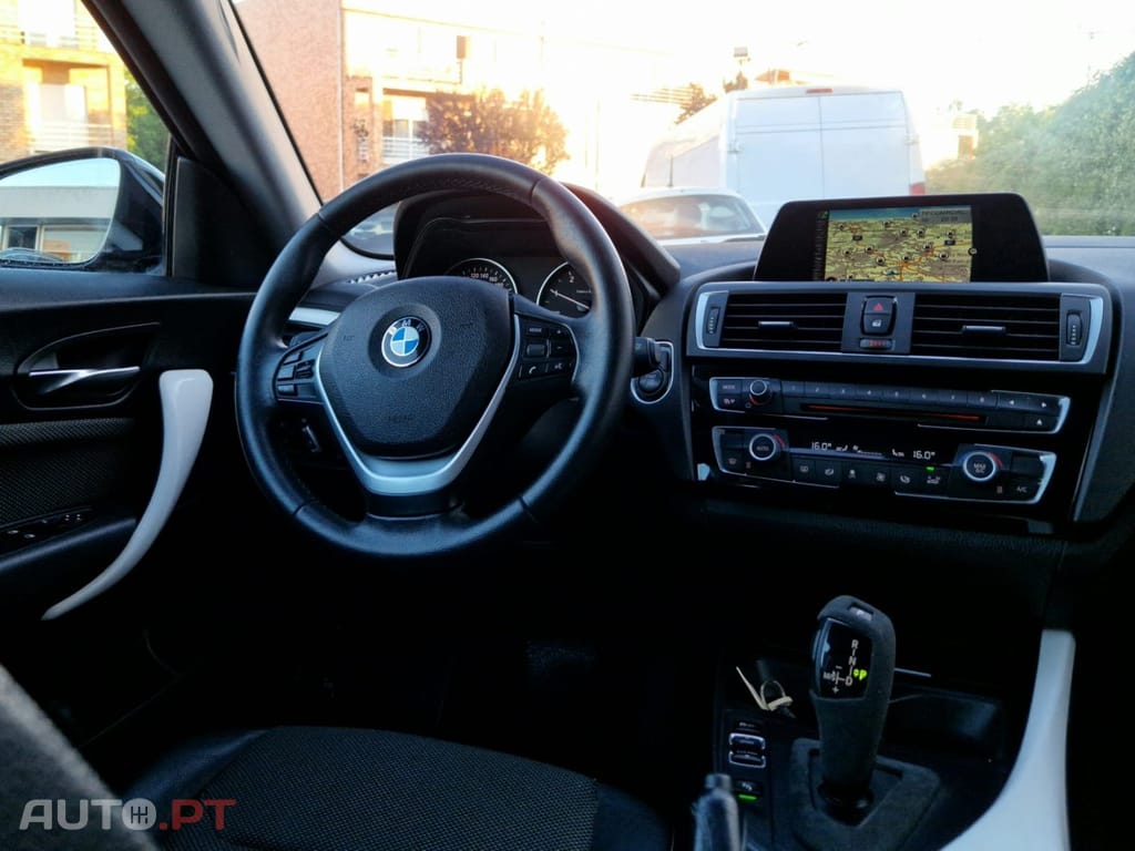 BMW 116 d Line Urban Auto