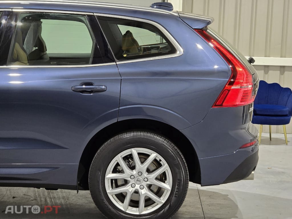 Volvo XC60 2.0 T8 PHEV Momentum AWD