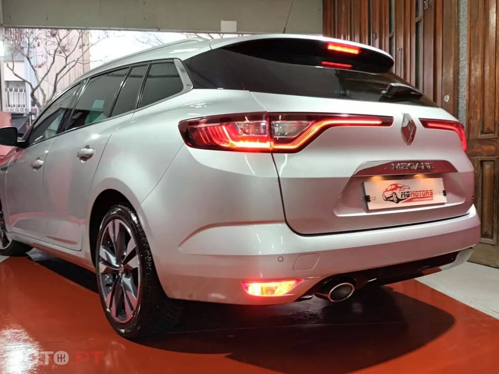 Renault Mégane Sport Tourer 1.5 Blue dCi Intens EDC