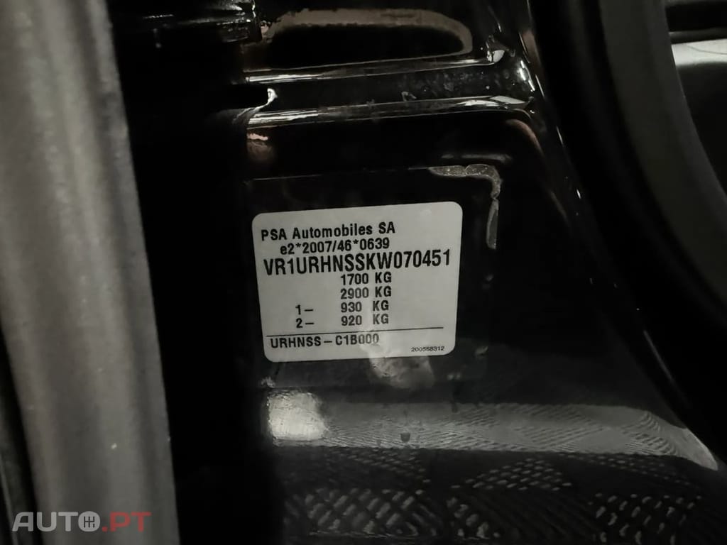DS DS3 PureTech 130 Aut. PERFORMANCE LINE