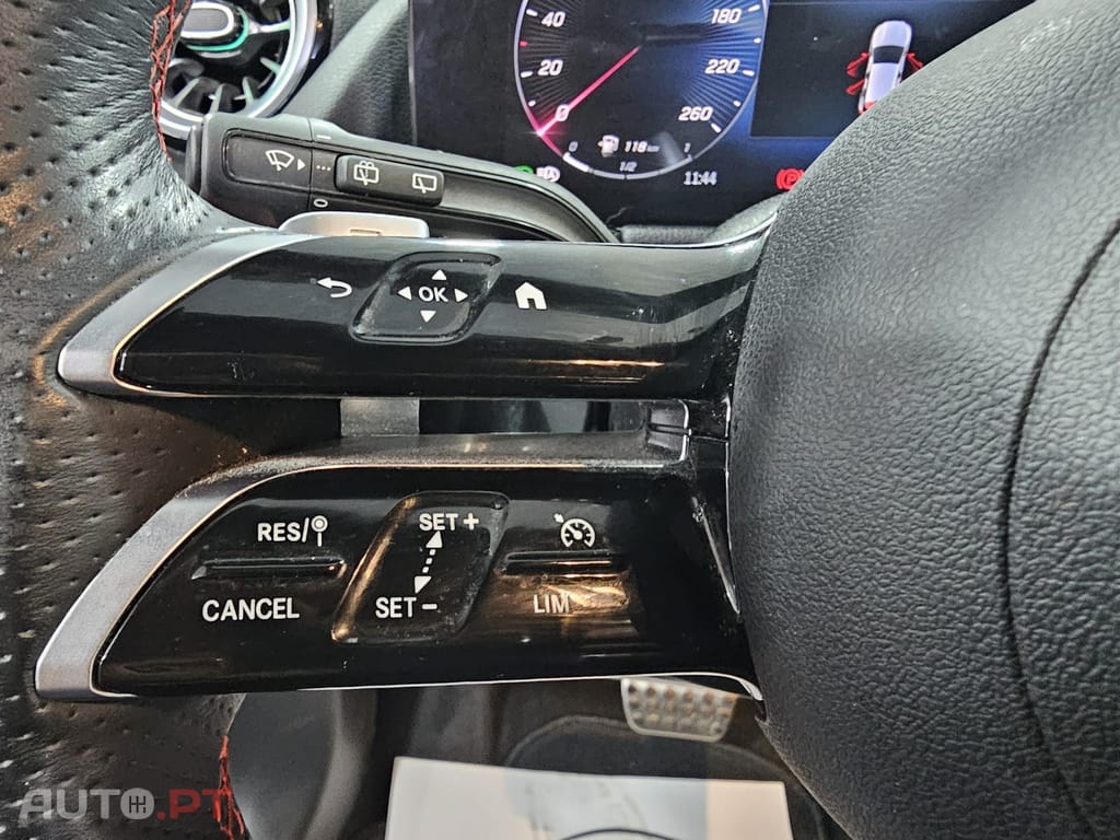 Mercedes-Benz GLA 180 d AMG Line