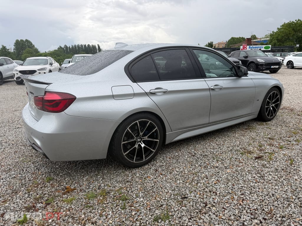 BMW 330 e iPerformance Pack M
