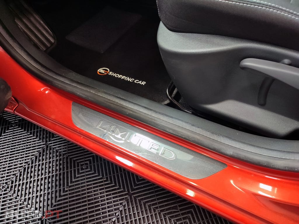 Renault Clio Limited