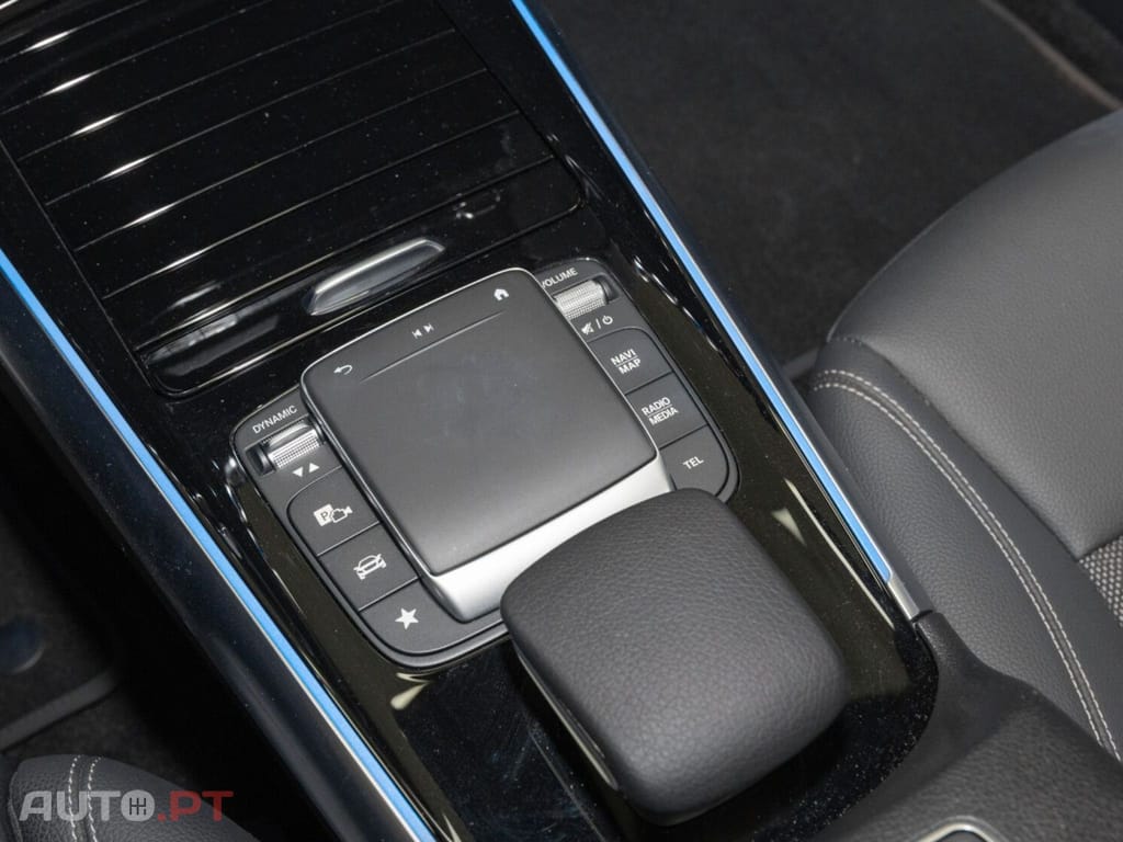 Mercedes-Benz EQA 350 4M Progressive 