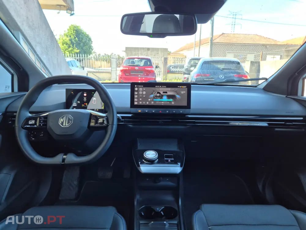 MG MG4 64 kWh Luxury