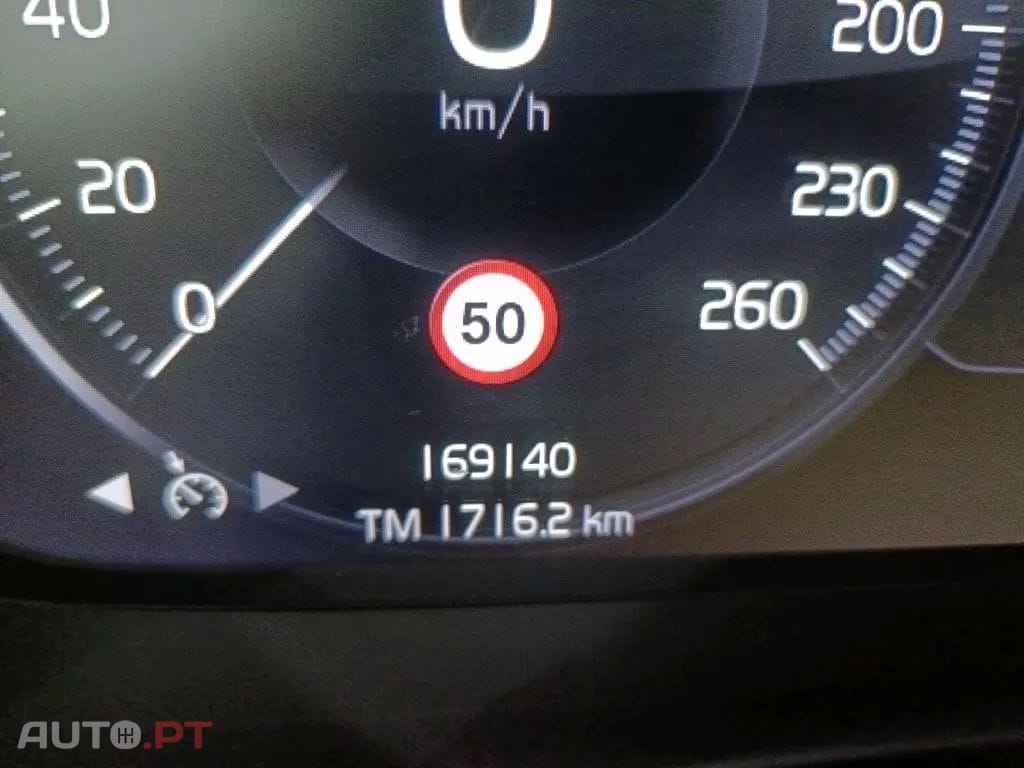Volvo XC40 1.5 T2 Momentum Core