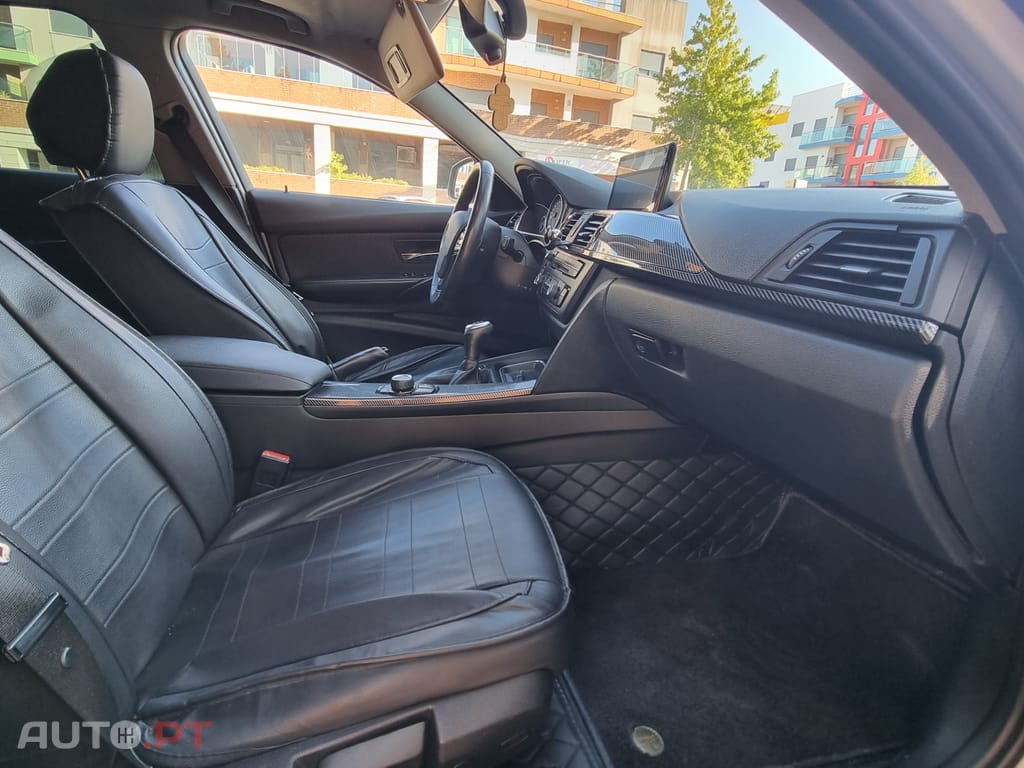 BMW 320 F30