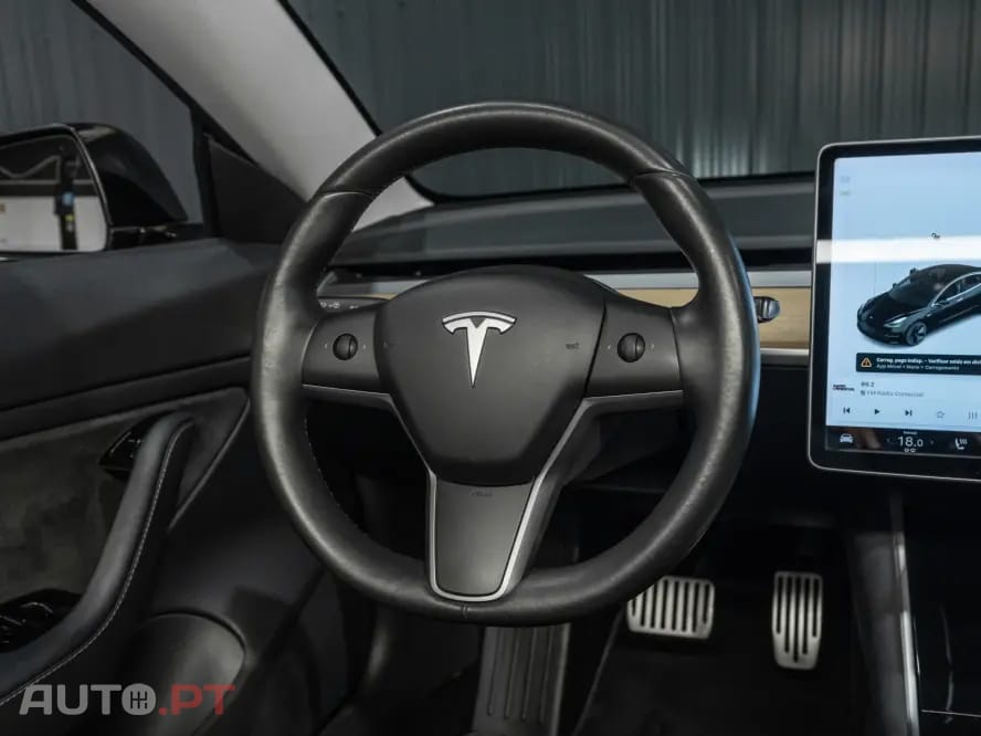 Tesla Model 3 Long-Range Dual Motor AWD