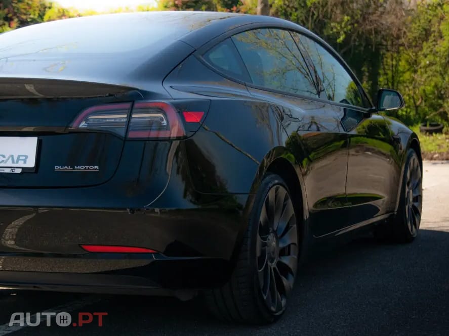 Tesla Model 3 Long Range AWD Dual Motor Performance