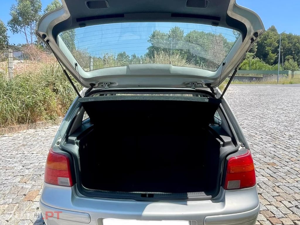 Volkswagen Golf 4