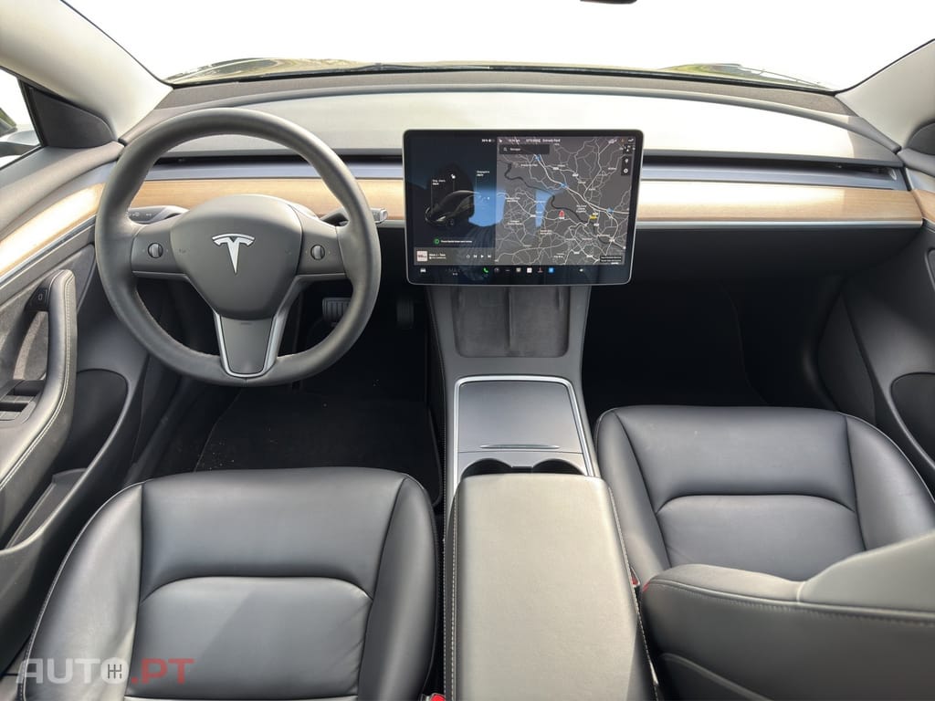 Tesla Model 3 RWD