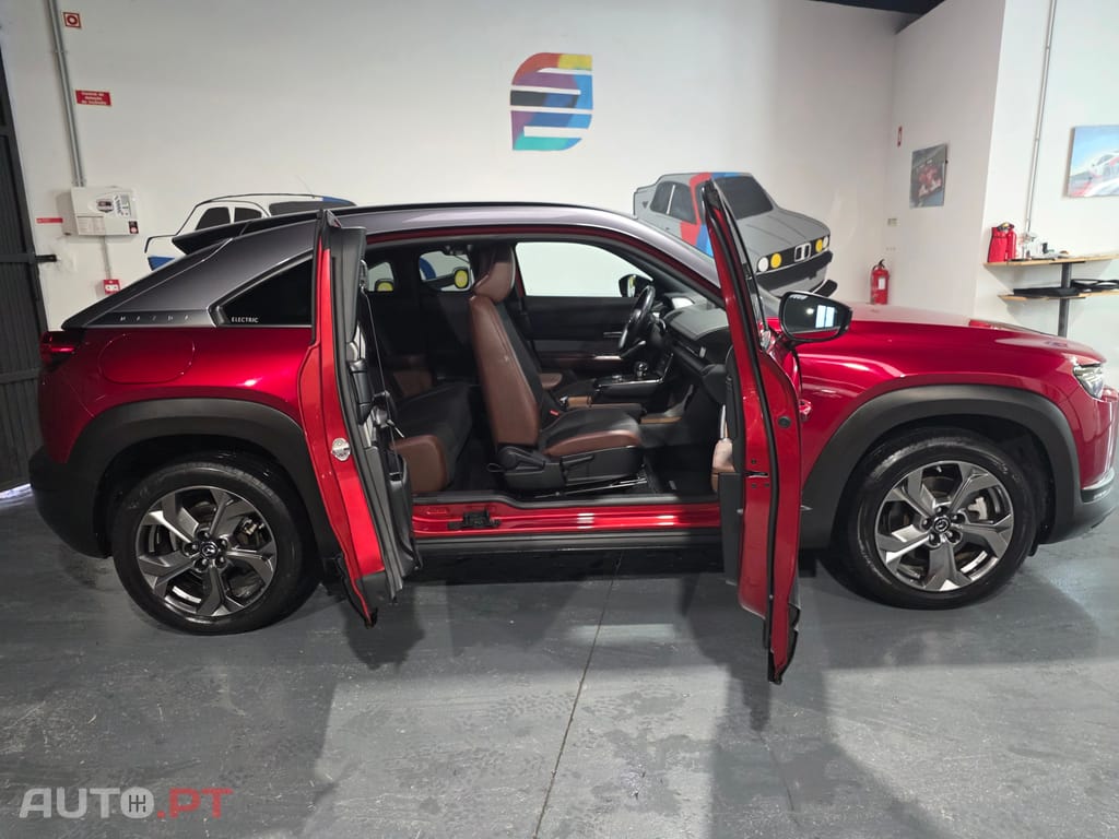 Mazda MX-30 e-SKYACTIV