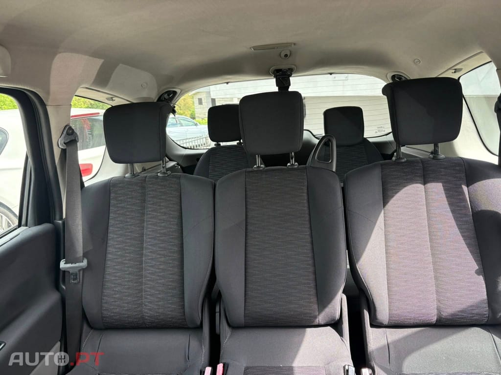 Renault Grand Scénic 𝗜𝗜 𝟭.𝟱 𝗱𝗖𝗶