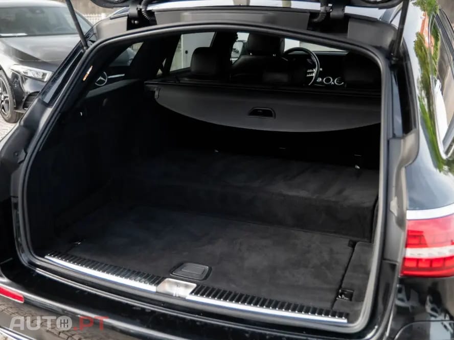 Mercedes-Benz E 300 300de 9G-Tronic AMG Line