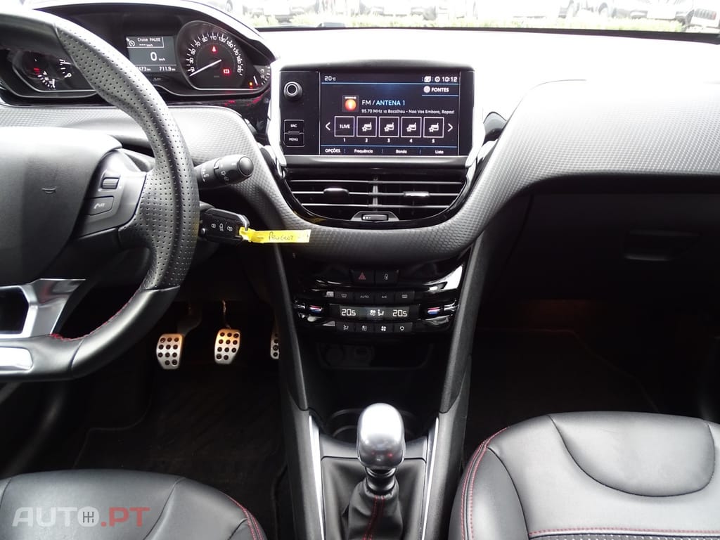Peugeot 208 1.2 PureTech GT Line