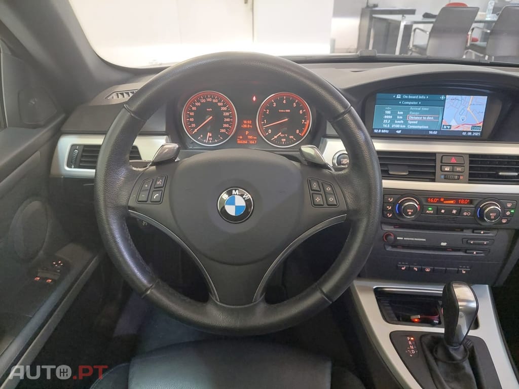 BMW 335 i Coupe Aut.