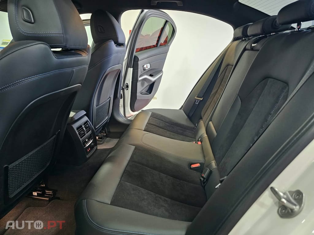 BMW 320 d Pack M Auto