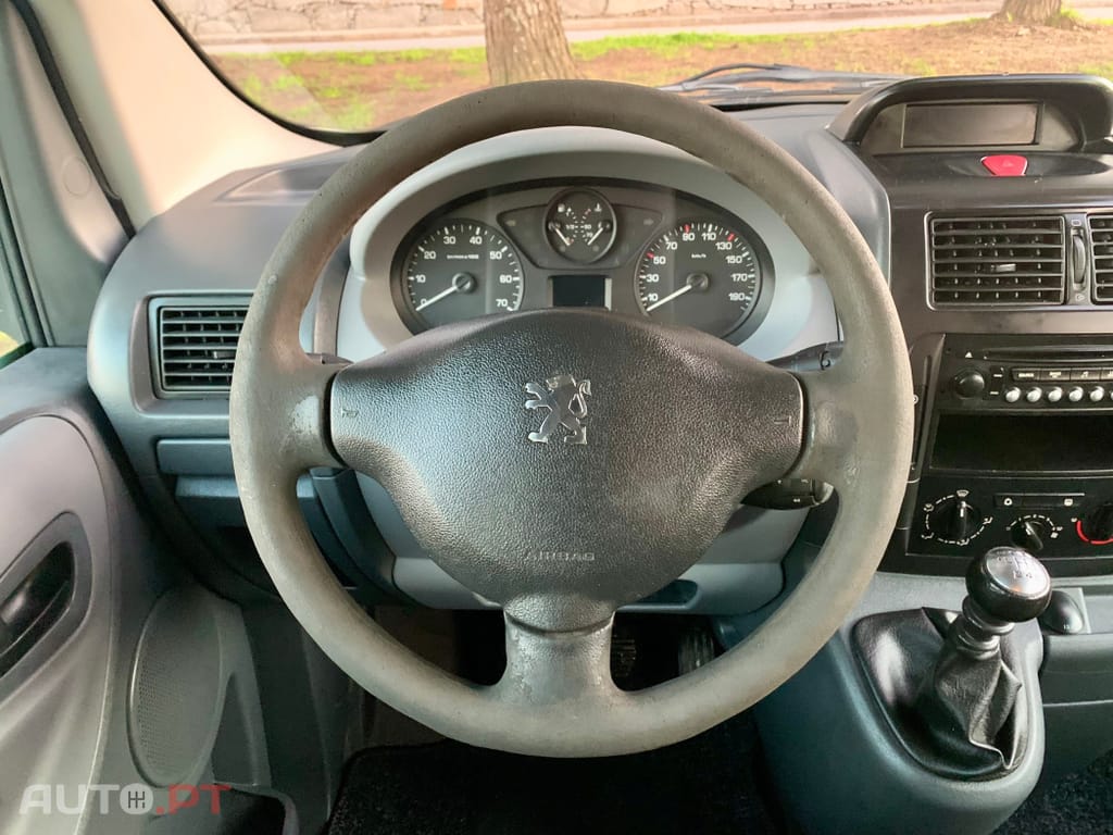 Peugeot Expert 2.0 HDi 229 L2H2