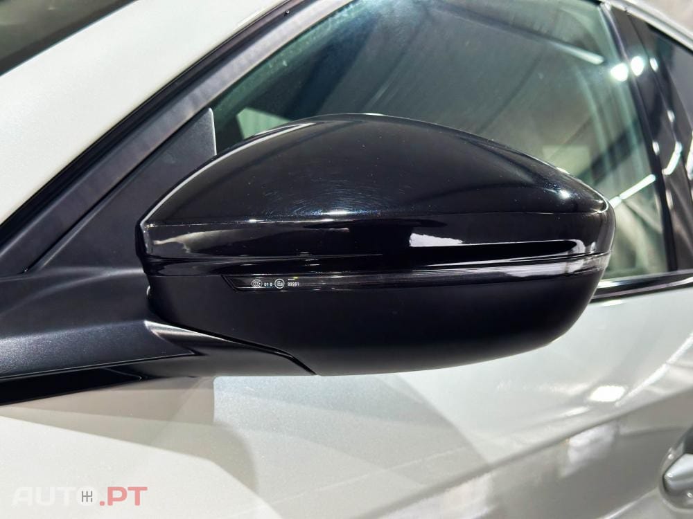 Peugeot E-208 50 kWh GT Pack