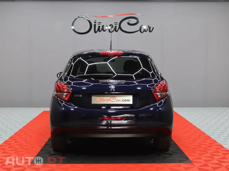 Peugeot 208 1.2 PureTech Style — fotografia 8