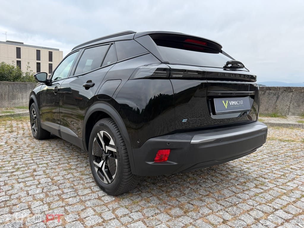 Peugeot E-2008 54 kWh GT