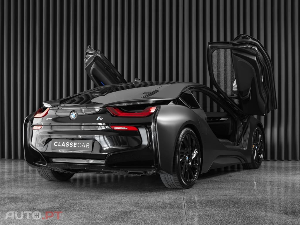 BMW i8 Standard