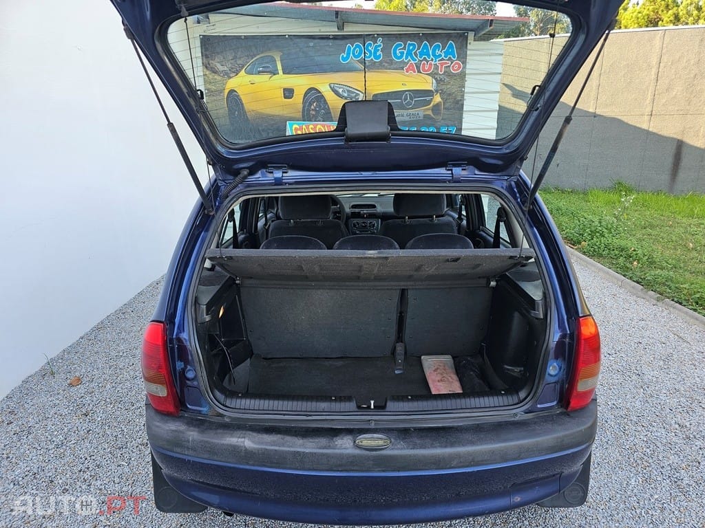 Opel Corsa 1.0