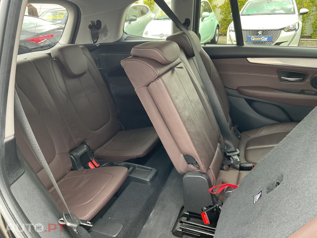 BMW 216 d 7L Line Luxury Auto
